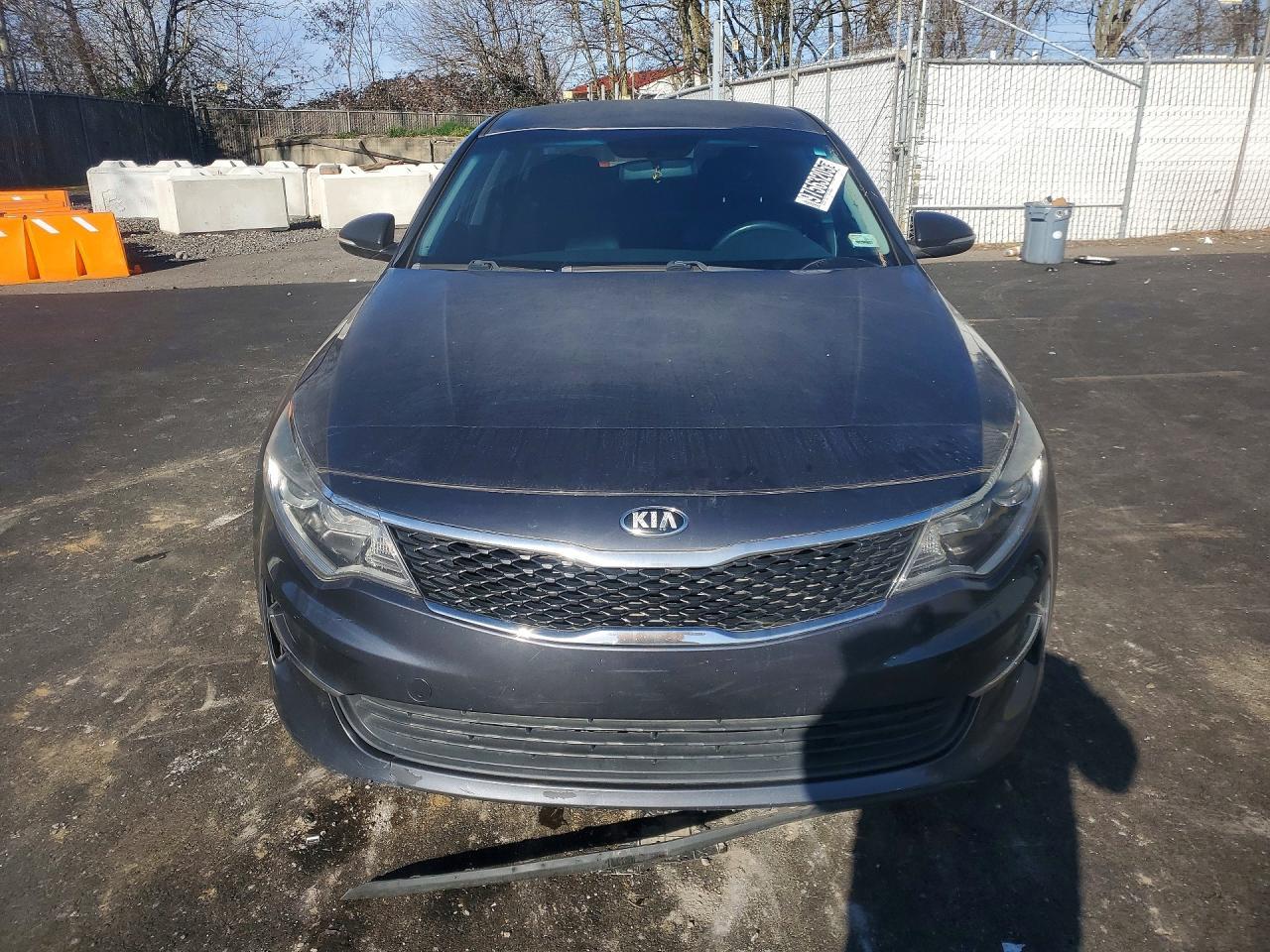 2016 KIA Optima lx