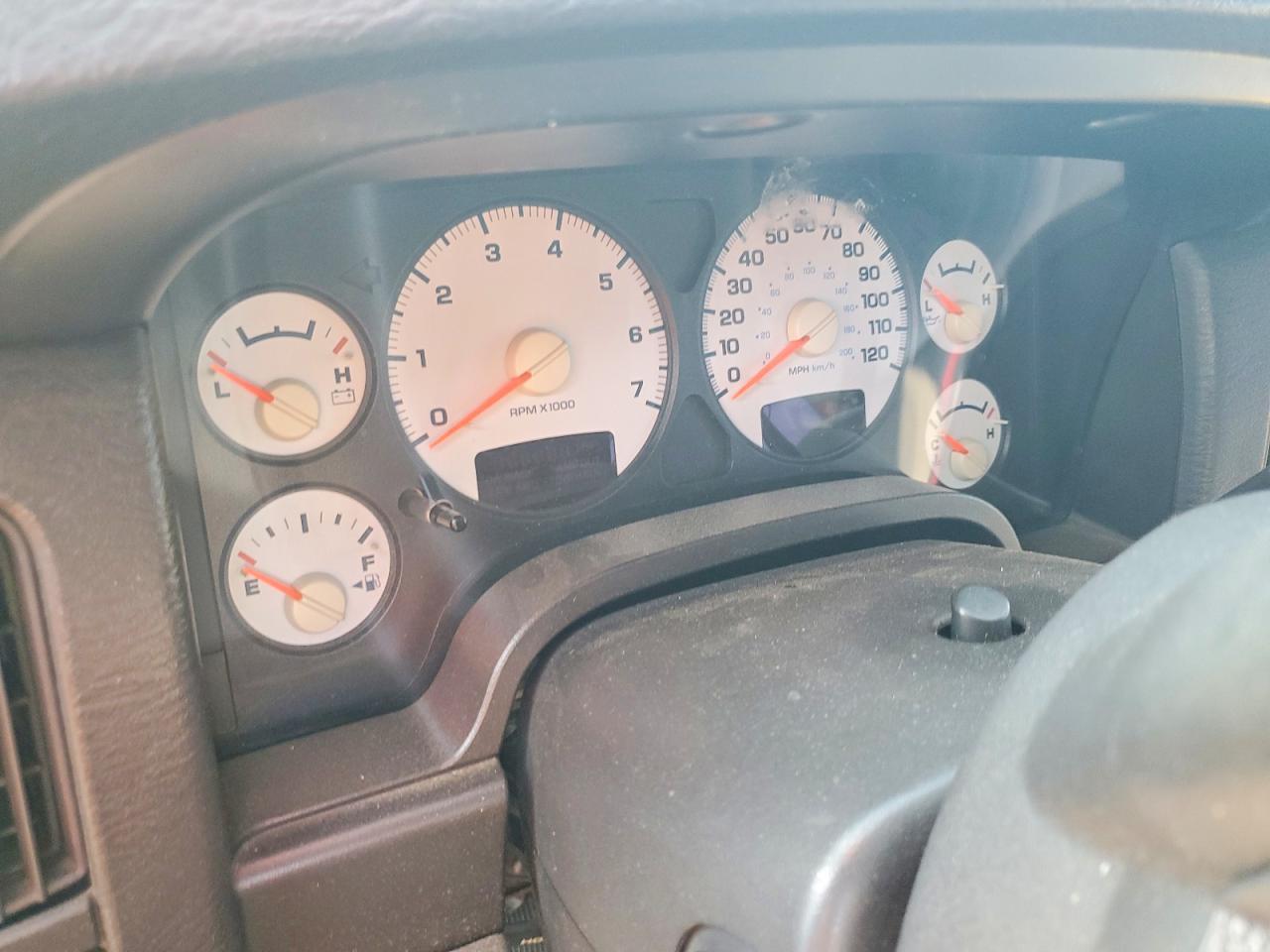 2005 Dodge Ram 1500 st