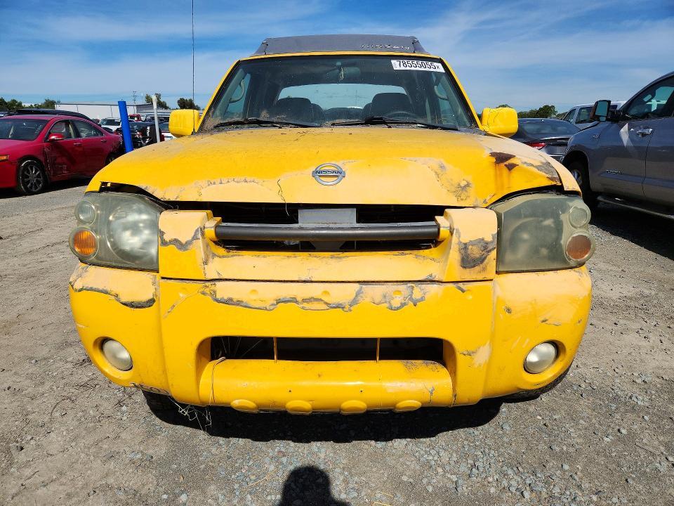 2004 Niss Frontier Crew cab xe V6