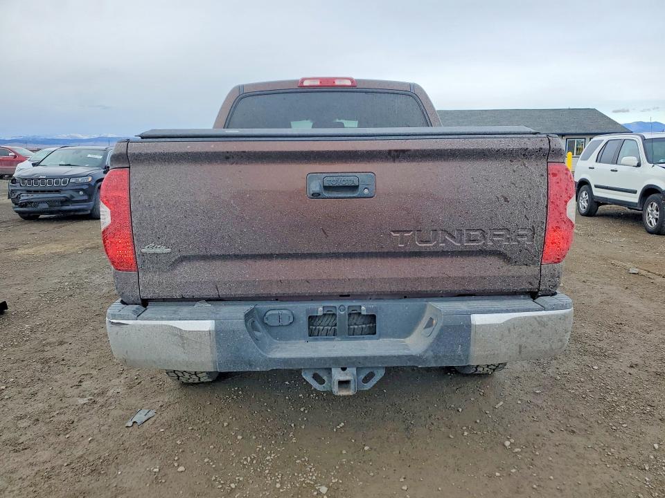 2016 Toyota Tundra SR5