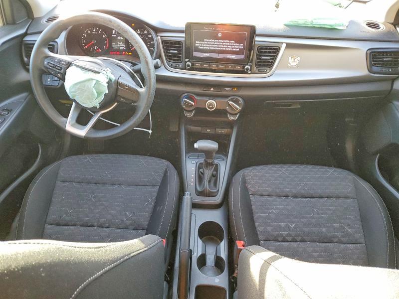 2022 KIA Rio lx