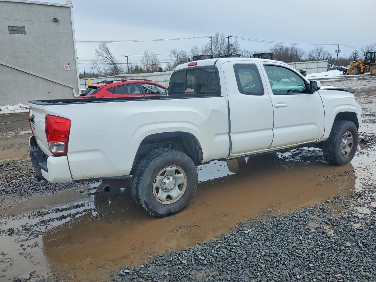 2017 Toyota Tacoma SR
