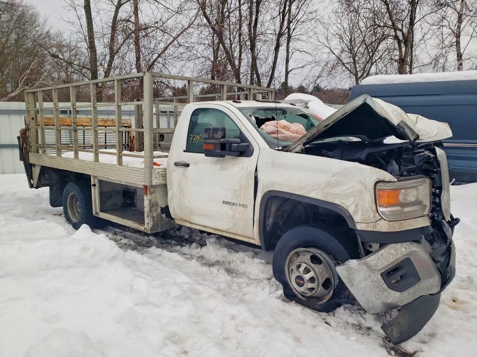 2016 GMC Sierra C3500 Flatbed Truck