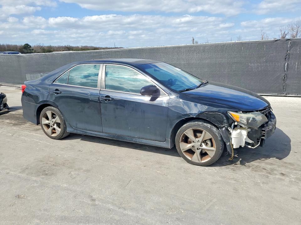 2012 Toyota Camry se V6