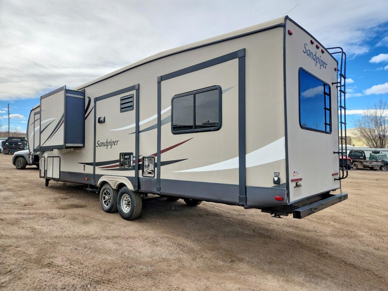 2014 Forest River Sandpiper Camper