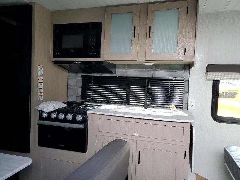 2023 Foresriver 2023 Forest River Cruise Lite Camper