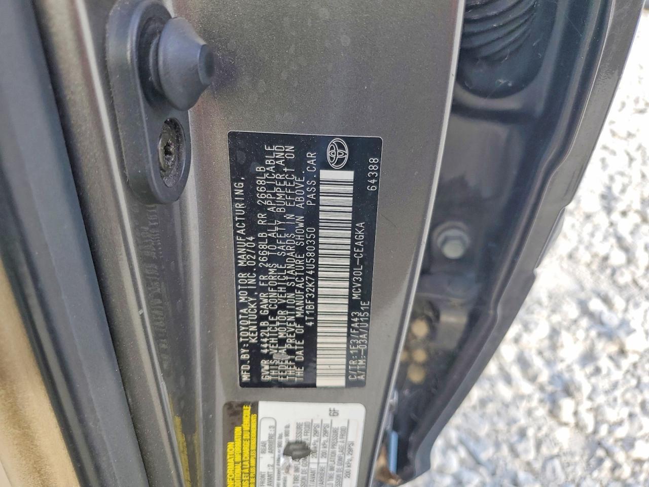 2004 Toyota Camry le