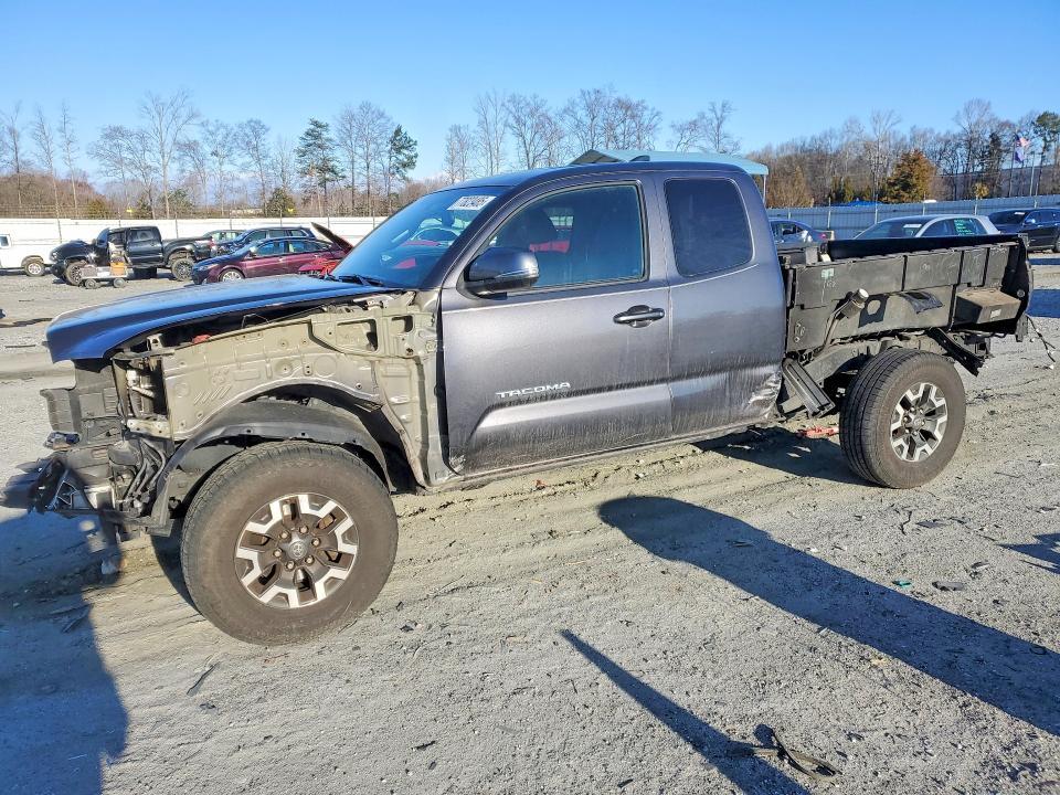 2017 Toyota Tacoma Access cab