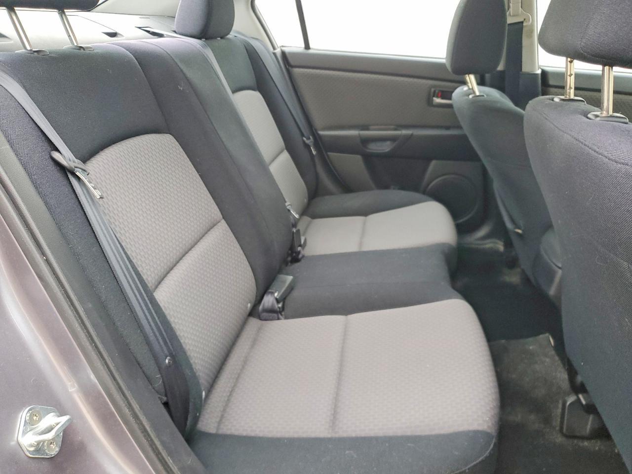 2006 Mazda 3 I
