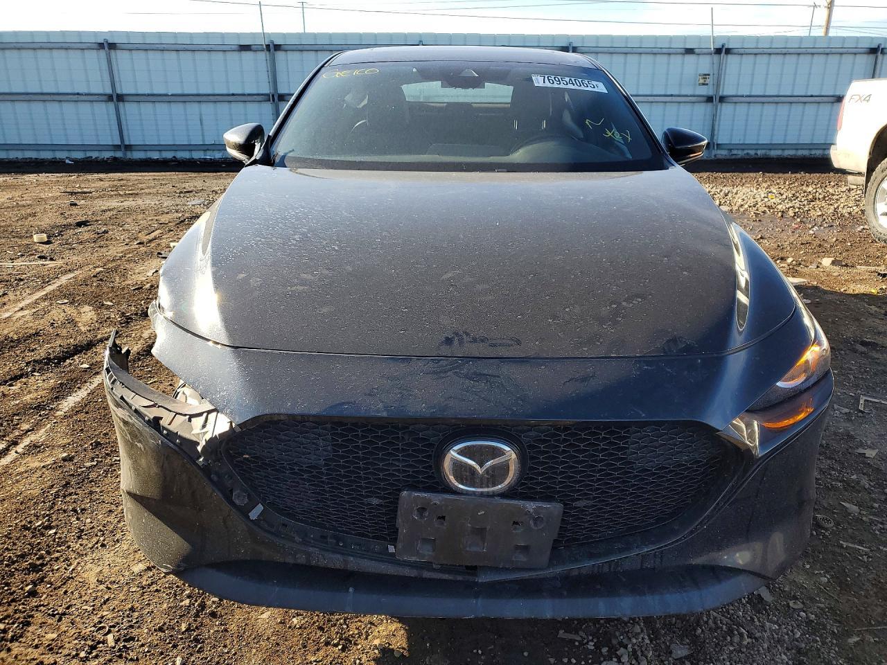 2022 Mazda 3 Preferred