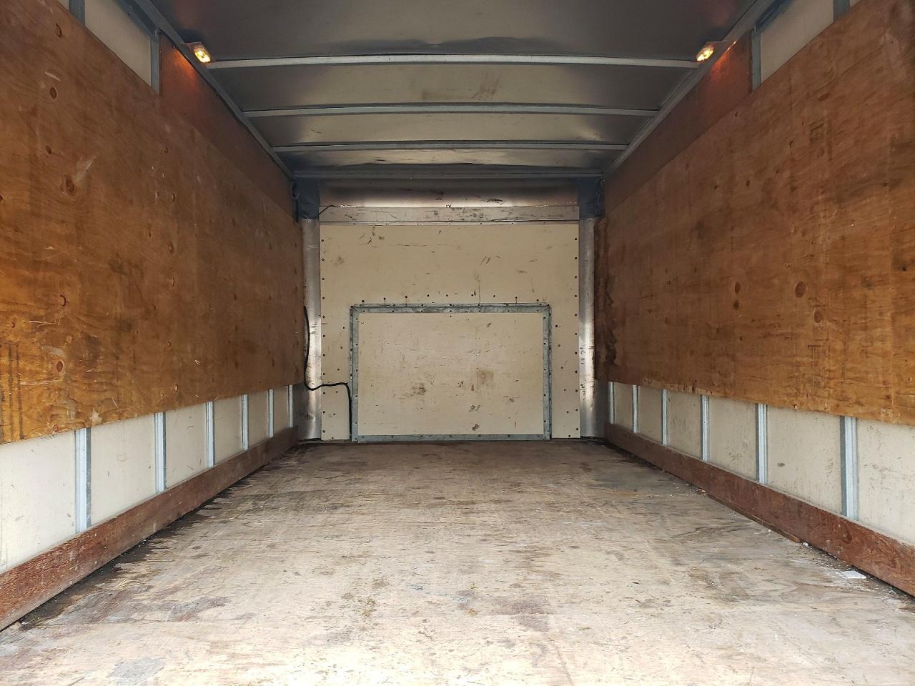 2011 Ford F350 BOX Truck