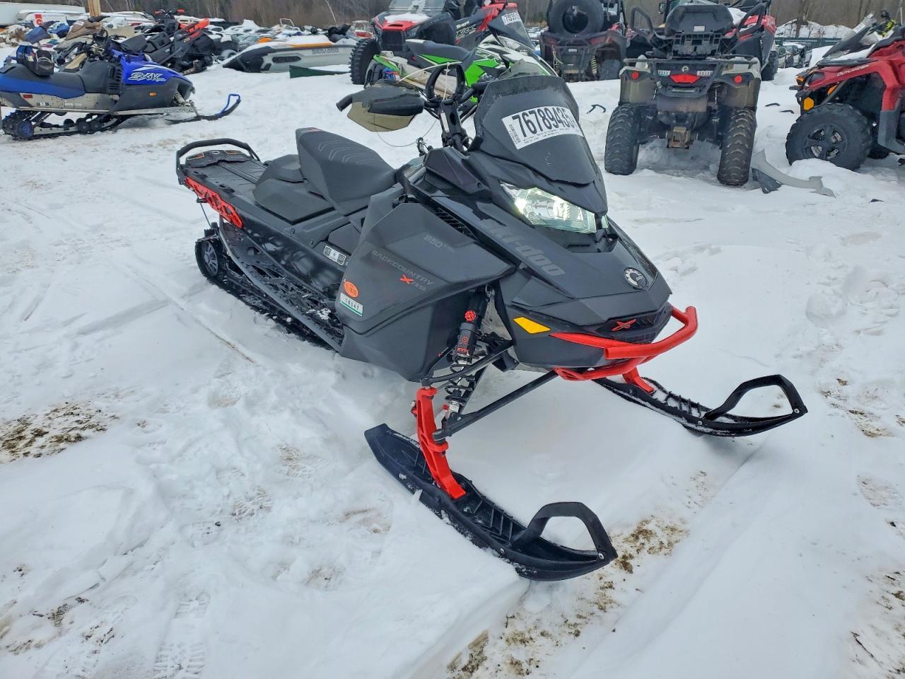 2023 Skidoo Backcountry X-RS 85