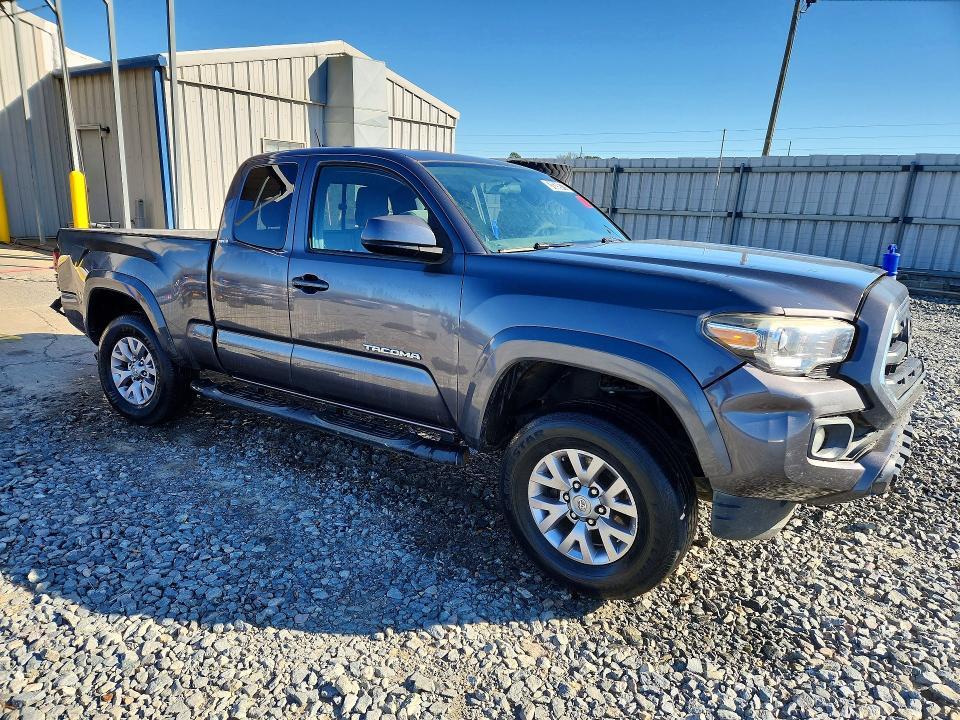 2016 Toyota Tacoma SR5