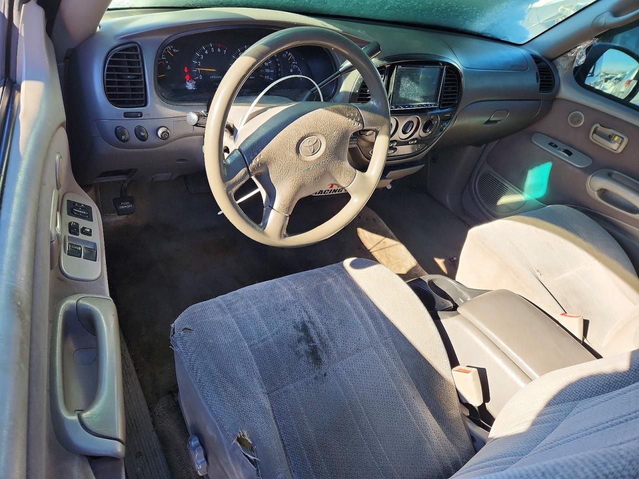 2001 Toyota Tundra Access cab