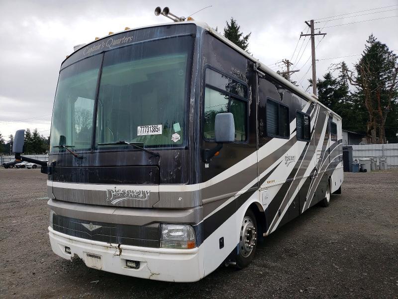 2003 Discovery 2003 Freightliner XC Chassis RV