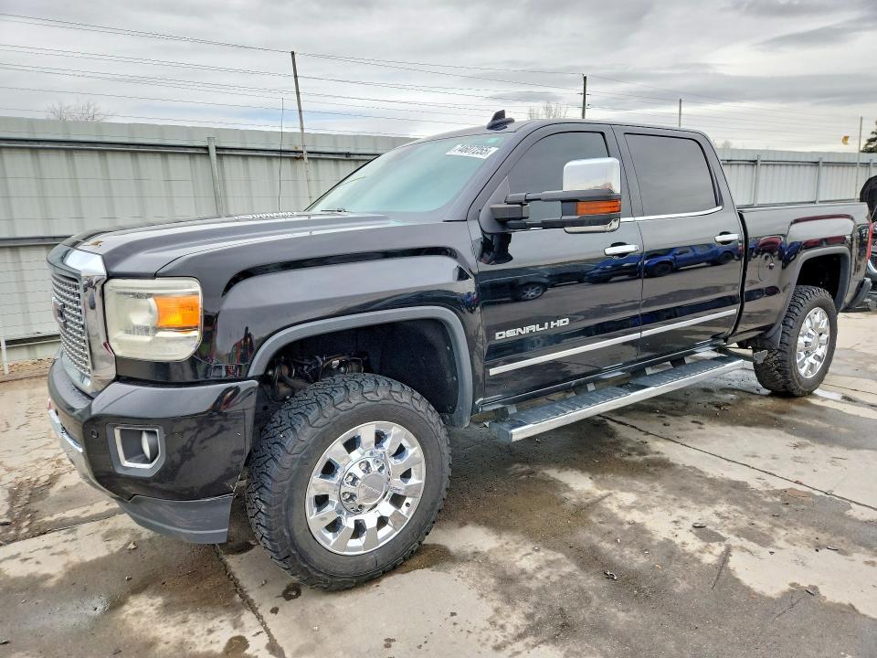 2016 GMC Sierra K2500 Denali