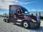 2019 Freightliner Cascadia 126