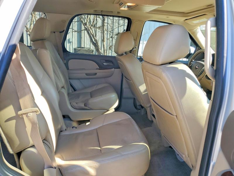 2011 GMC Yukon slt