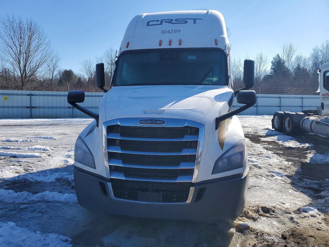 2021 Freigliner 2021 Freightliner Cascadia 126 Semi Truck