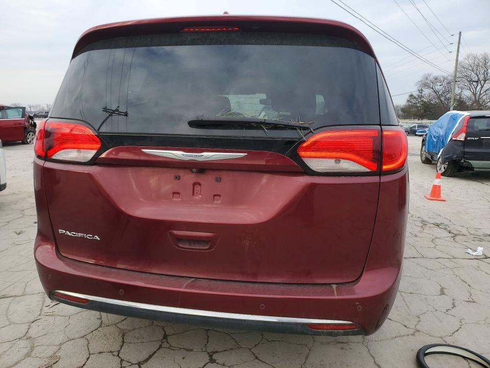 2018 Chrysler Pacifica Touring l