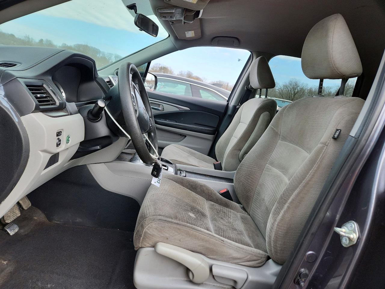 2017 Honda Pilot lx