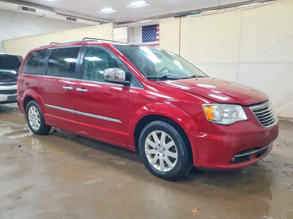 2012 Chrysler Town & Country Touring l