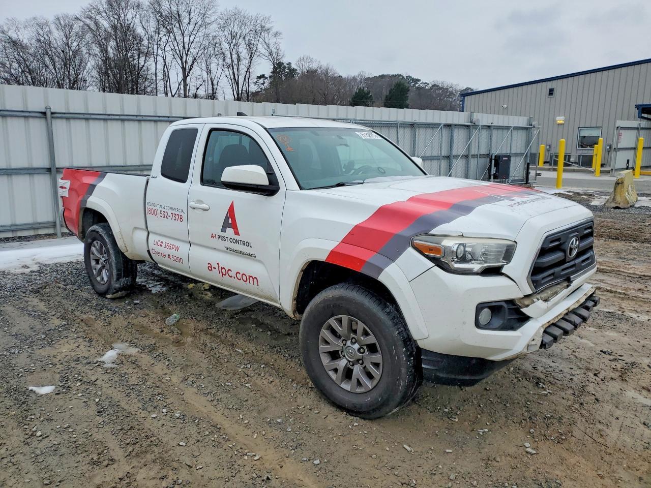 2016 Toyota Tacoma SR5