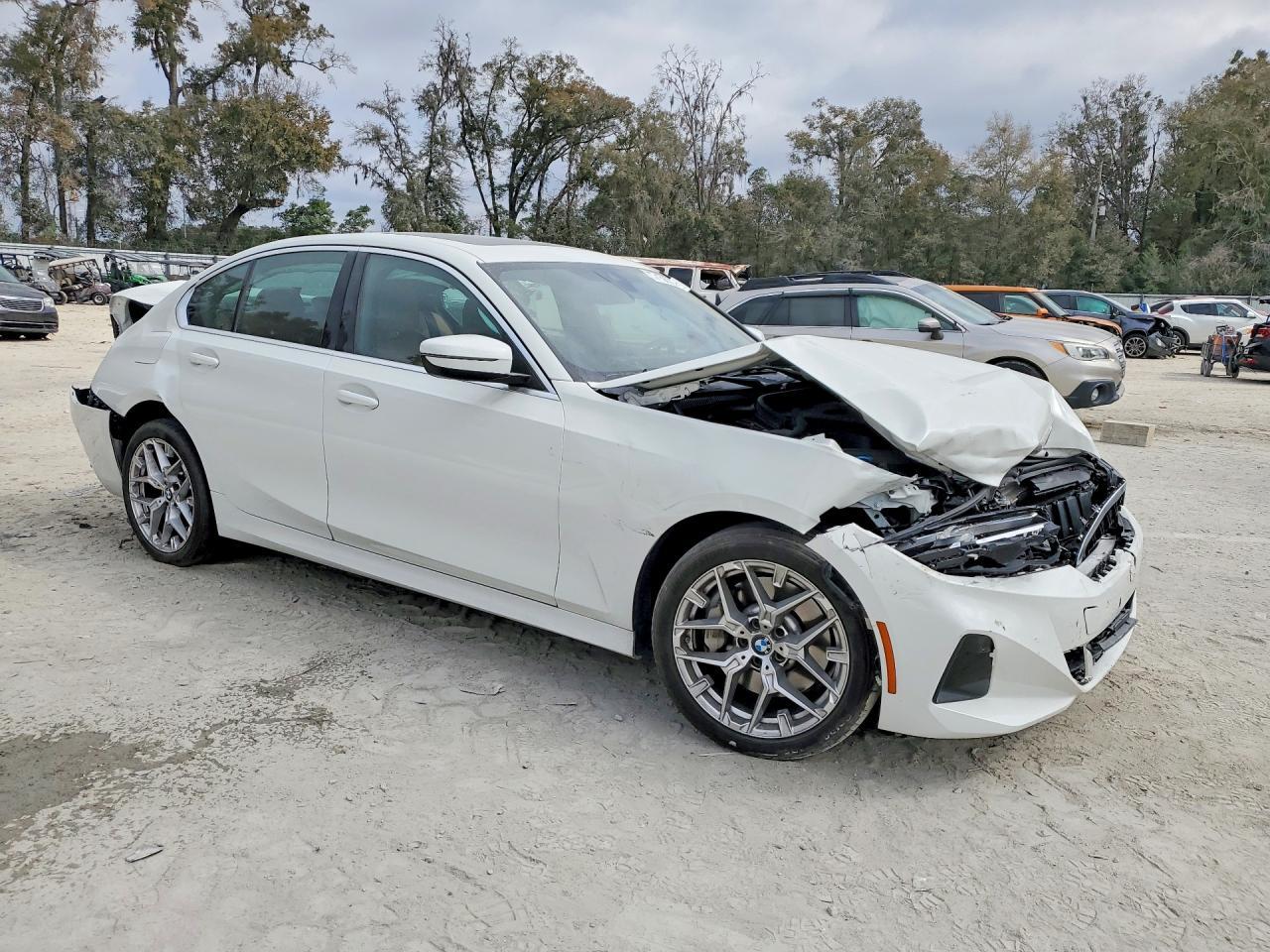 2025 BMW 330i