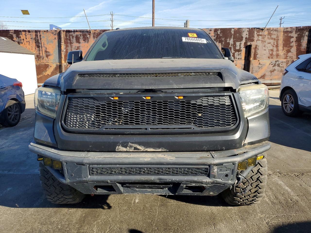 2018 Toyota Tundra SR5