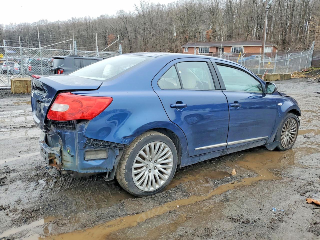 2011 Suzuki Kizashi se