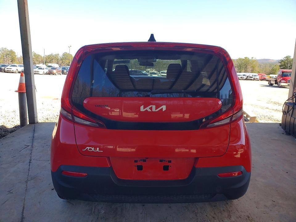 2022 KIA Soul lx