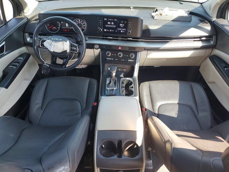 2022 KIA Carnival lx