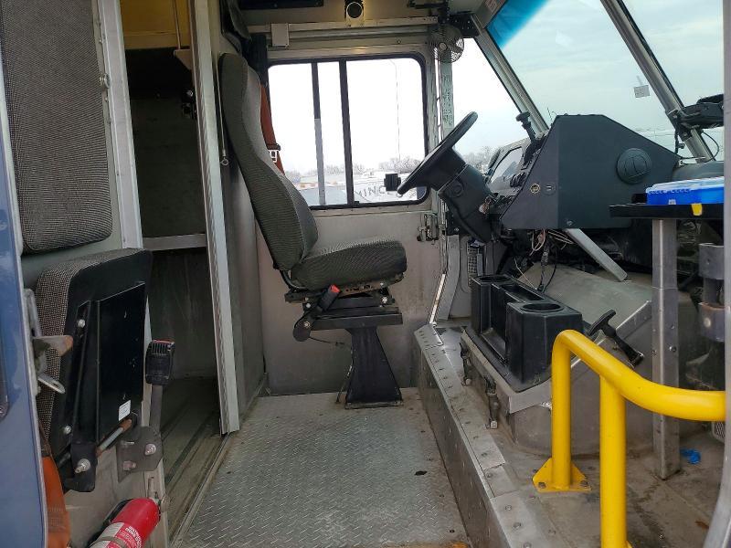 2020 Ford F59 Delivery Truck