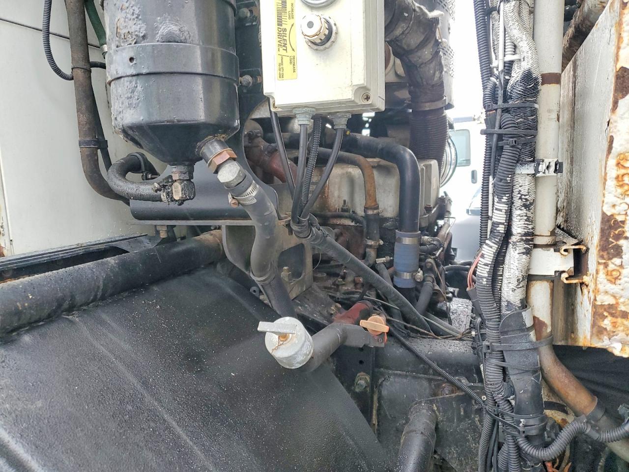2015 Mack MRU613 Refuse Truck
