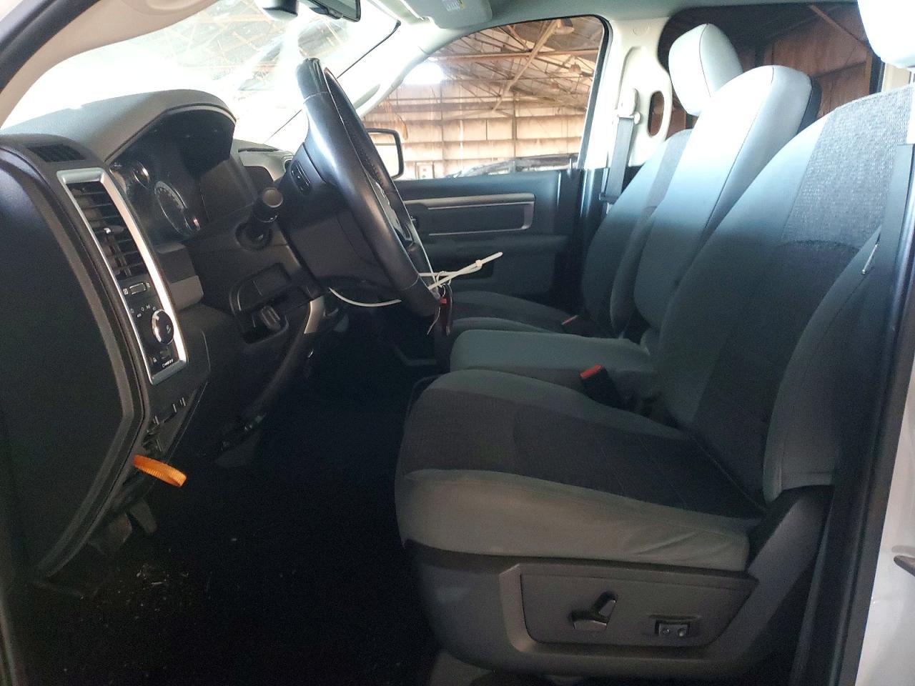 2019 Dodge Ram 1500 Classic slt