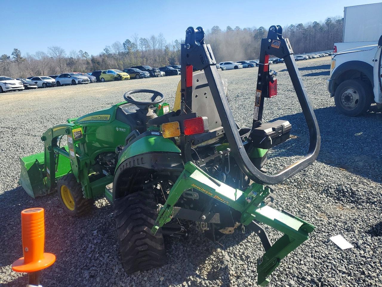 2023 John Deere 1025R Mfwd Tractor