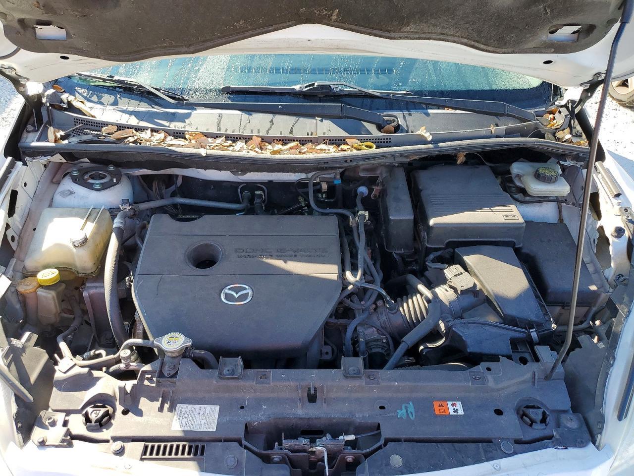2015 Mazda 5 Sport