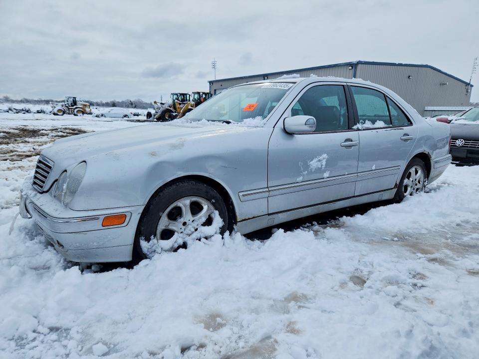2002 Mercedes-Benz E 320