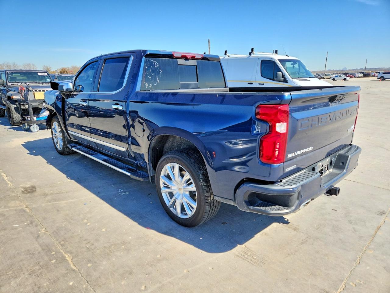 2023 Chevrolet Silverado C1500 High Country