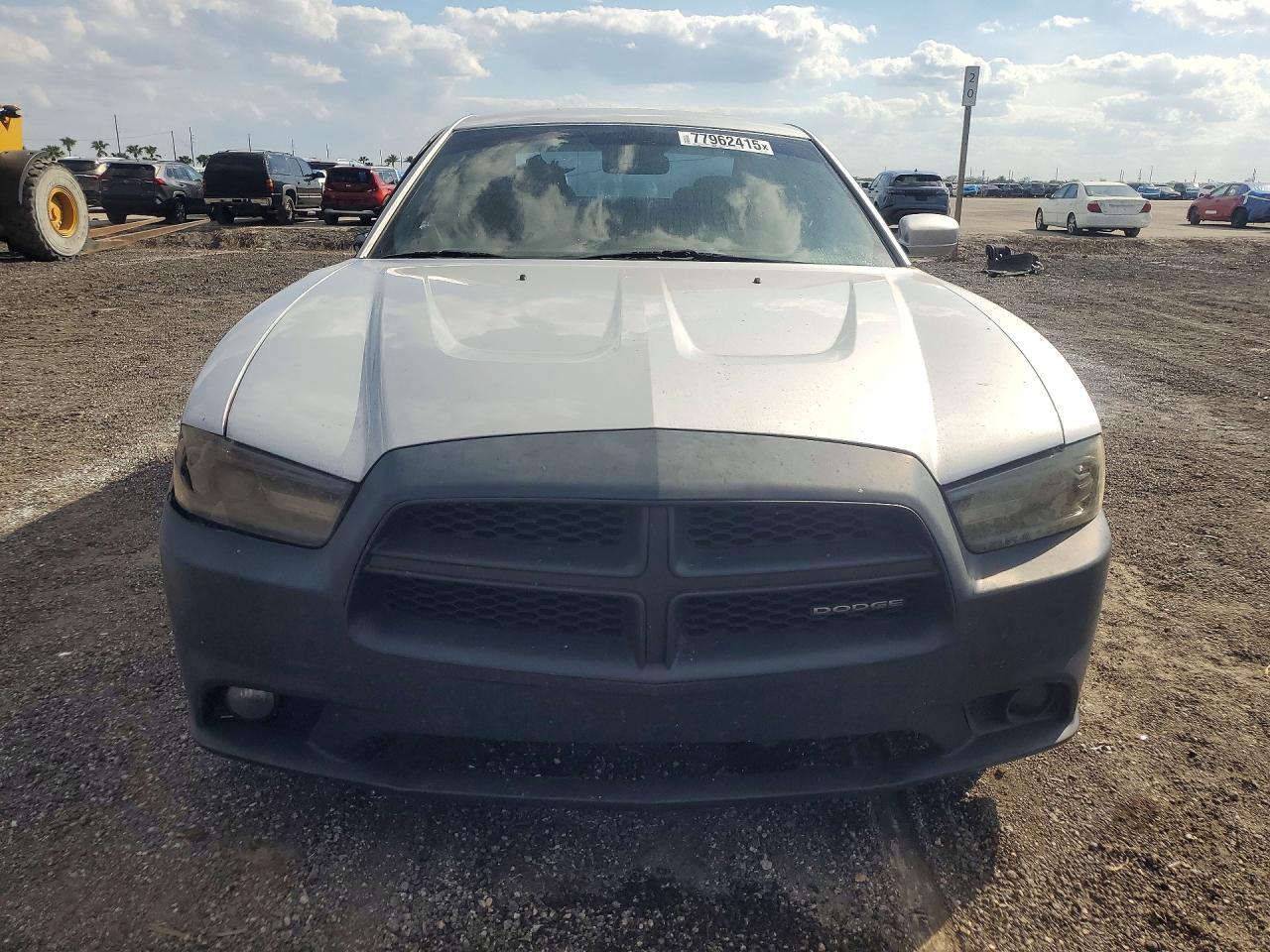 2012 Dodge Charger se