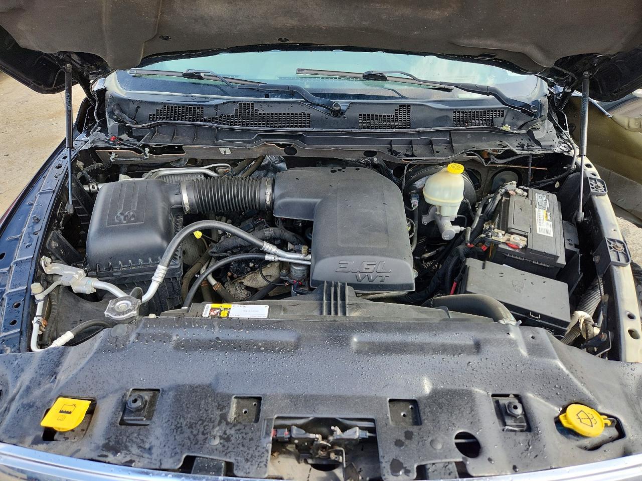 2015 Dodge RAM 1500 SLT