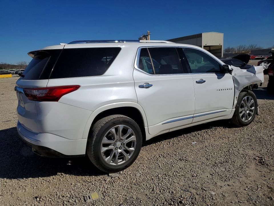 2018 Chev Traverse Premier