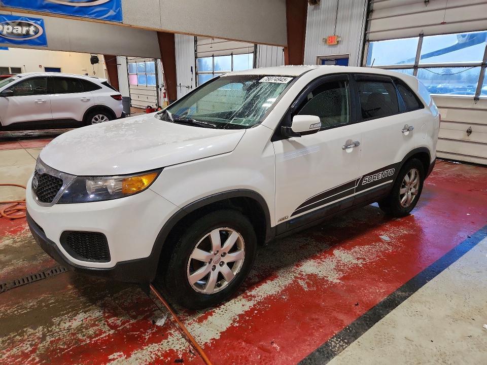 2013 KIA Sorento lx