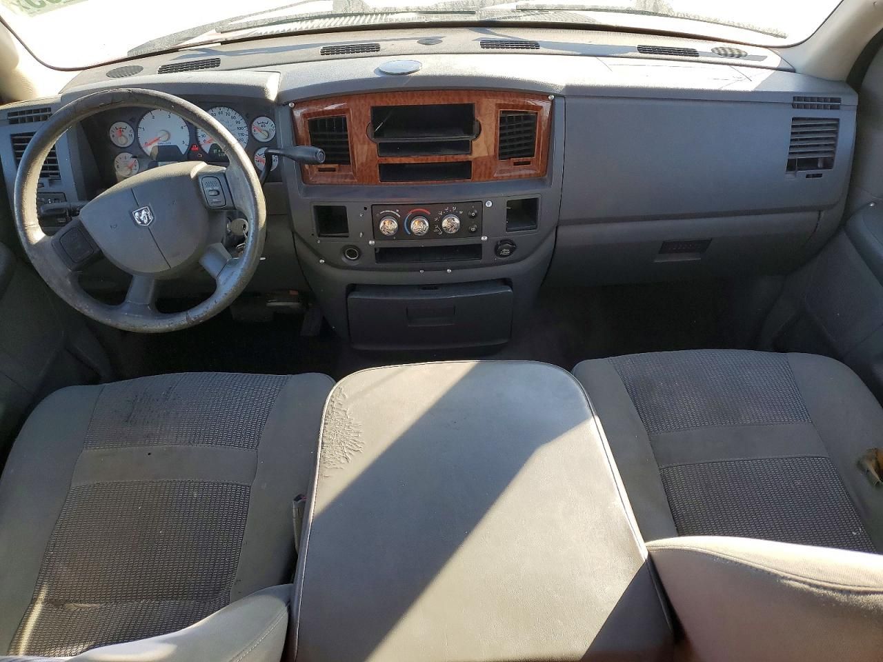2006 Dodge RAM 2500 ST