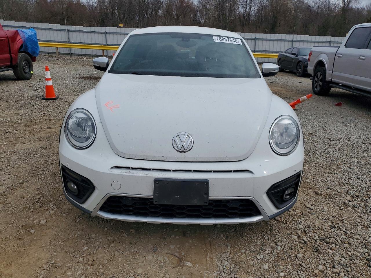 2016 Volkswagen Beetle Dune