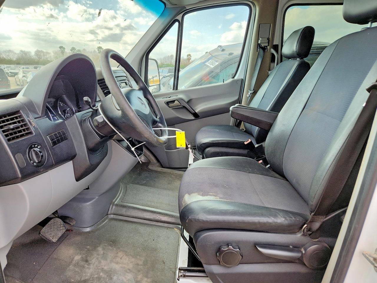 2013 Mercedes-Benz 2013 Mercedes Passengervan