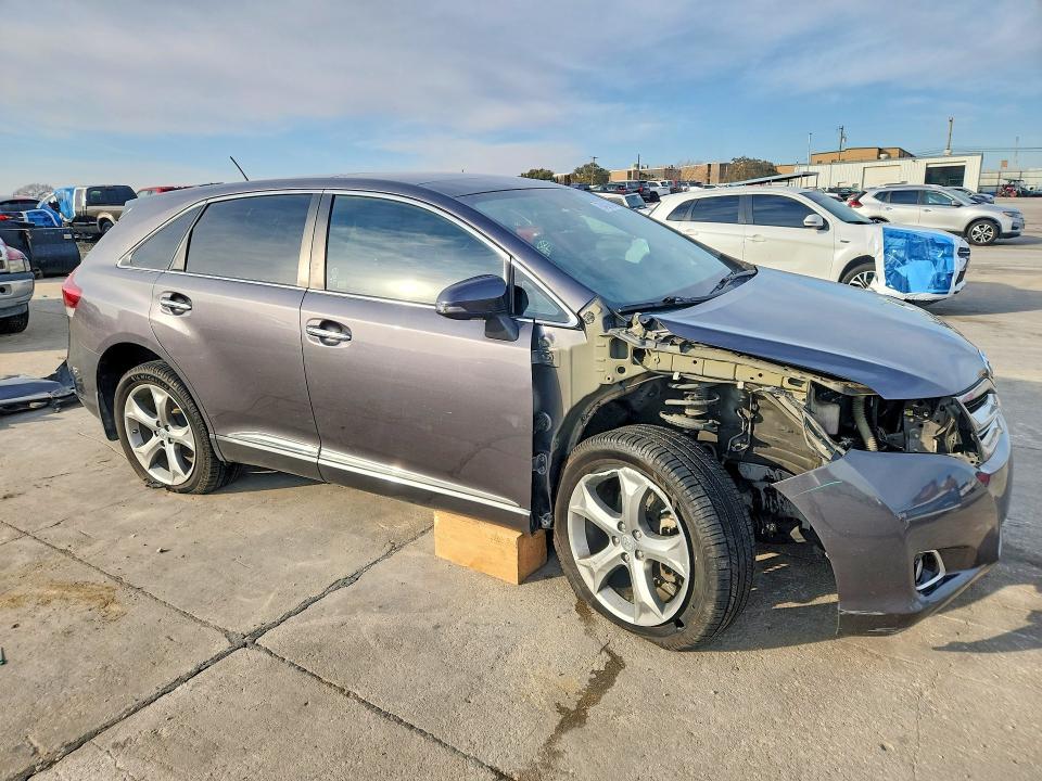 2013 Toyota Venza le