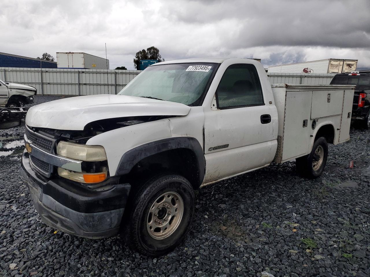 2001 Chevrolet Silverado Utility / Service Truck