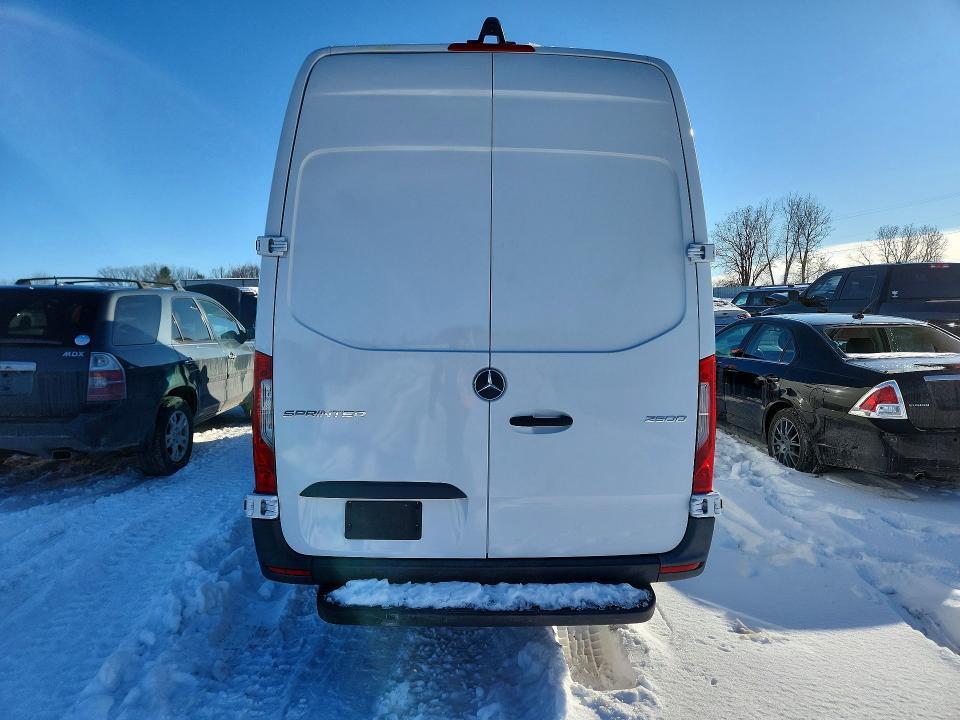 2021 Mercedes-Benz 2021 Mercedes Benz Sprinter 2500 Delivery van