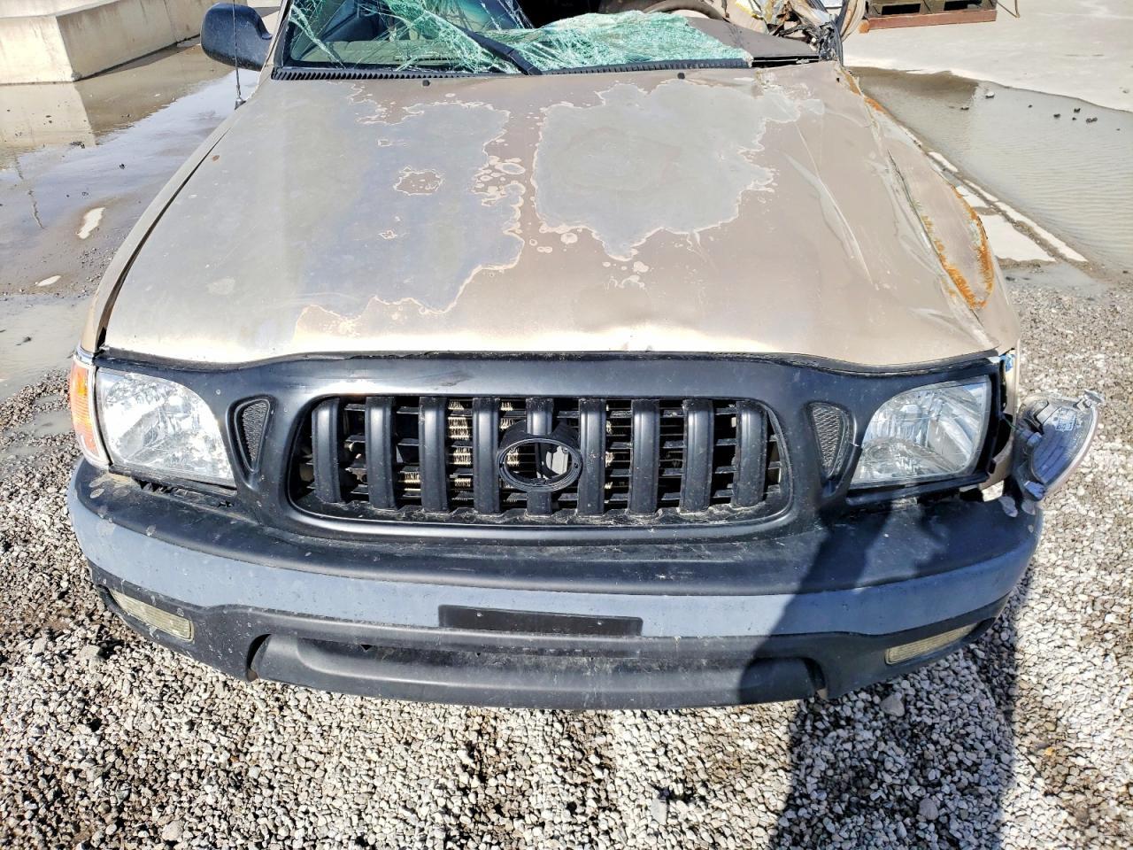 2003 Toyota Tacoma Base
